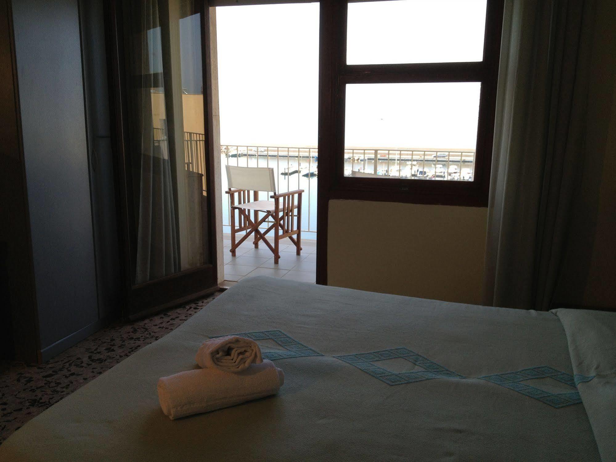 Panorama Hotel ปอร์โตสกูโซ ภายนอก รูปภาพ